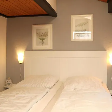 Дом отдыха Henneseeblick - - View - Terrace - Hils - Wood - Wifi Мешеде