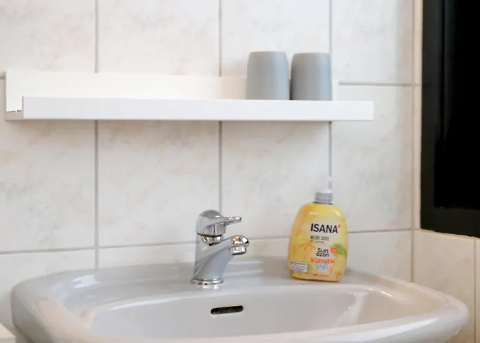 Henneseeblick - - View - Terrace - Hils - Wood - Wifi *